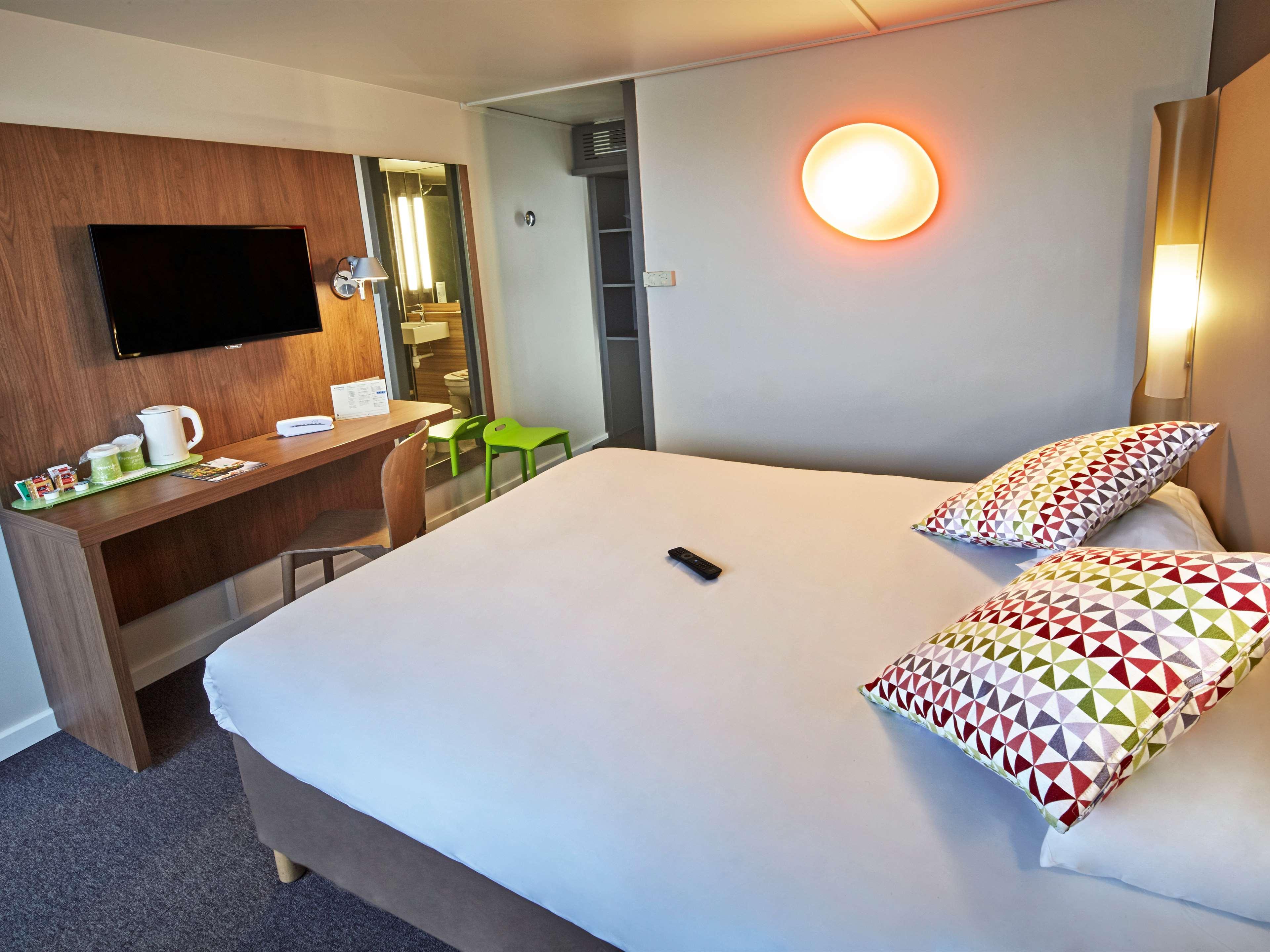 Campanile Dijon Nord - Toison D'Or Hotel Ngoại thất bức ảnh