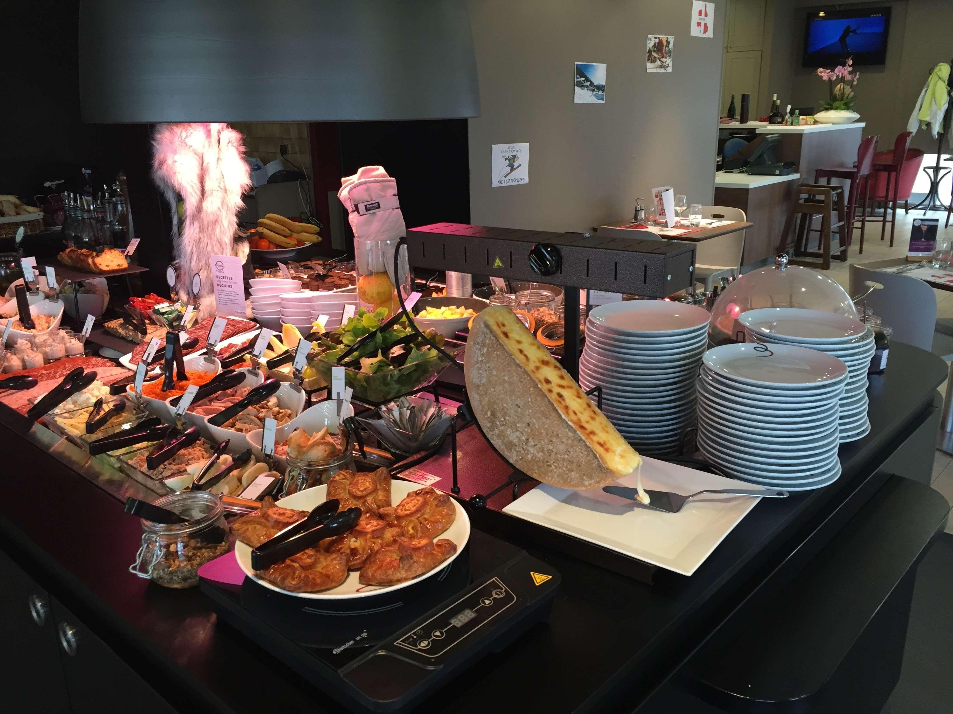 Campanile Dijon Nord - Toison D'Or Hotel Ngoại thất bức ảnh